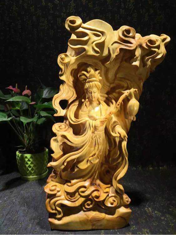 玩崖柏的艺术意境！