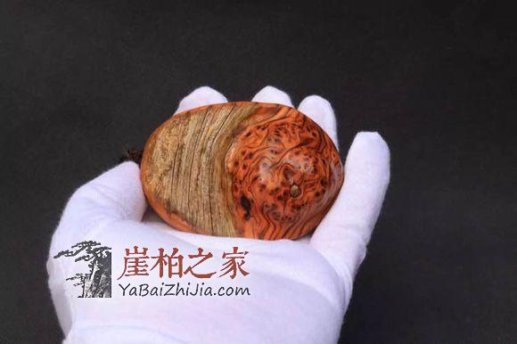 惊!精美手把件竟是如此丑陋的崖柏开出来的-3