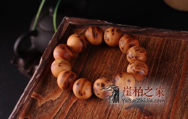 盘玩崖柏不是一朝一夕的事,贵在坚持!-2