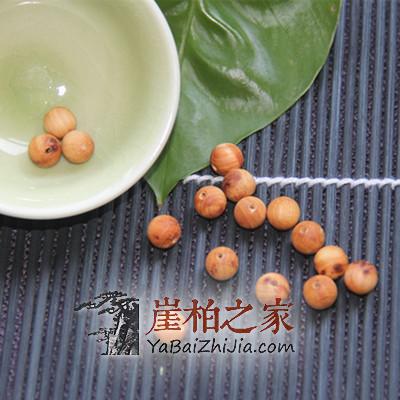 崖柏手串如何简单快速的盘出玻璃球的效果?看完你就会啦!-5