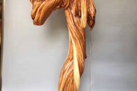 崖柏难得精品根艺《一马当先》天然随行虎皮纹