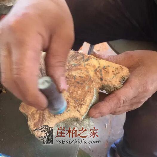 手把手教你崖柏陈化瘤手串的制作、成珠-7