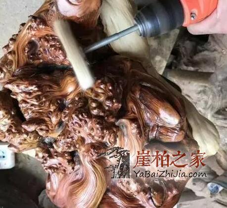 谁说朽木不可雕也,带你走进崖柏陈化瘤打磨全过程-6