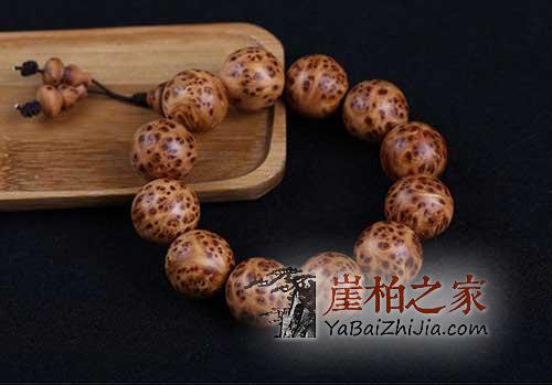小崖柏大学问:崖柏手串的盘玩方法和注意事项-1