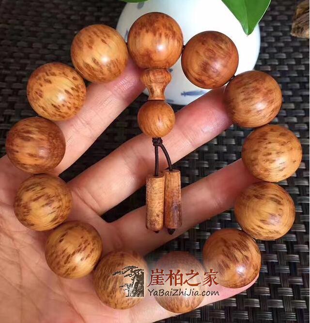 做崖柏手串该如何选料?别急,崖柏之家教你-7