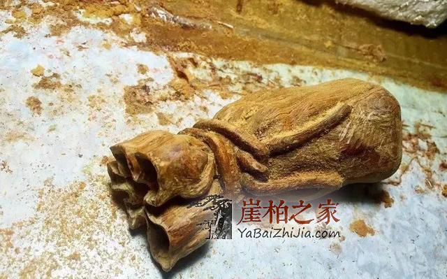 直击崖柏“钱袋”的制作过程!-5