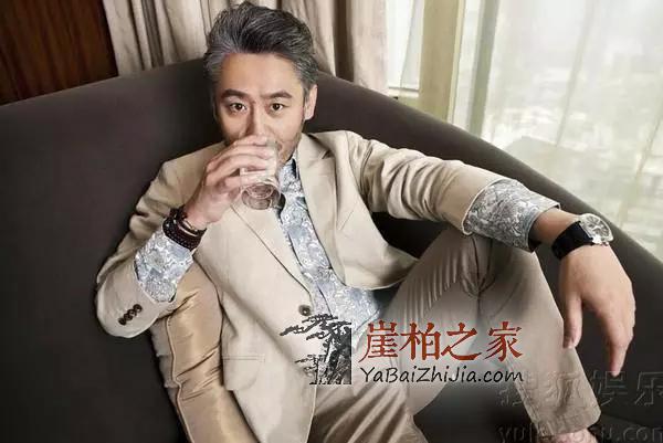 撩得妹子心里痒痒的!文玩跟大叔果然是绝配-6