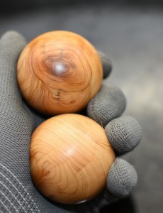 太行陈化崖柏闪电5.0保健球一对木制保健球