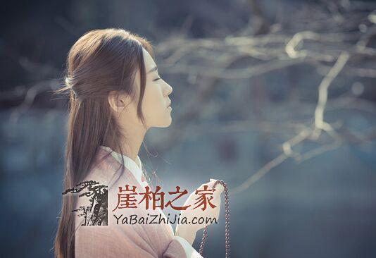 以文养生,女性戴崖柏手串宁神安心-1