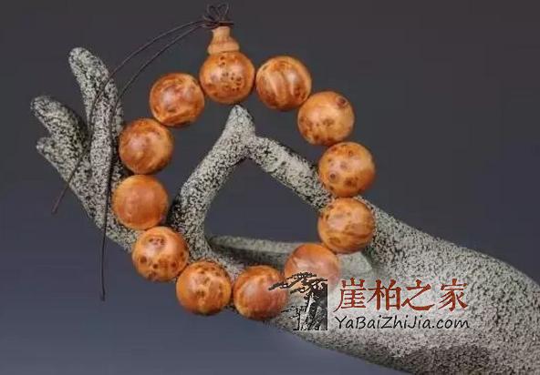 寒冷的冬季如何保养你心爱的崖柏手串?-2