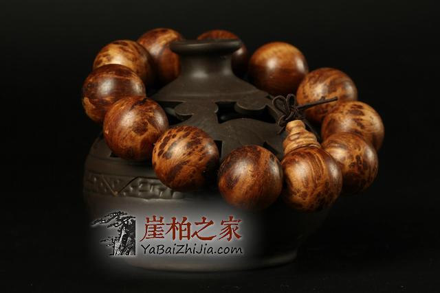 新手如何挑选崖柏手串?-1