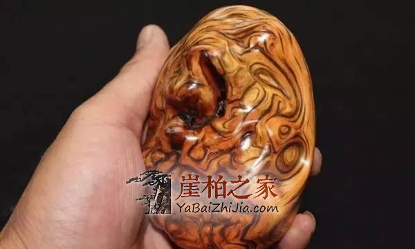 如何挑选崖柏把件?挑选的标准有哪些?-1
