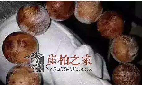 崖柏手串长毛了?上面一层白色物质是什么?-3