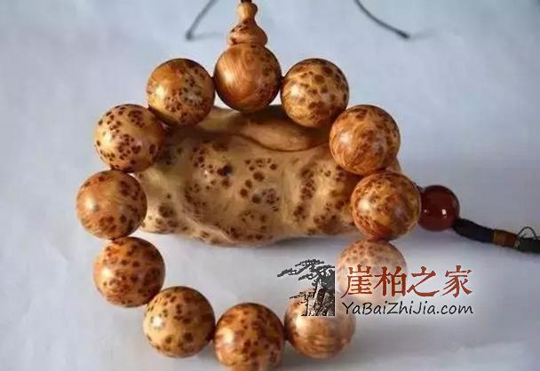 冬天到了,怎么保养你的崖柏手串!-1