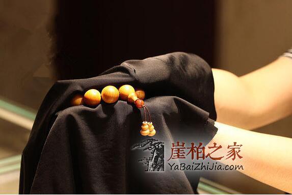 这样盘玩崖柏,您将获得真正的玻璃壳琥珀色包浆!-10