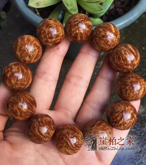 龙胆纹崖柏手串与闪电纹崖柏手串的区别是什么?-6