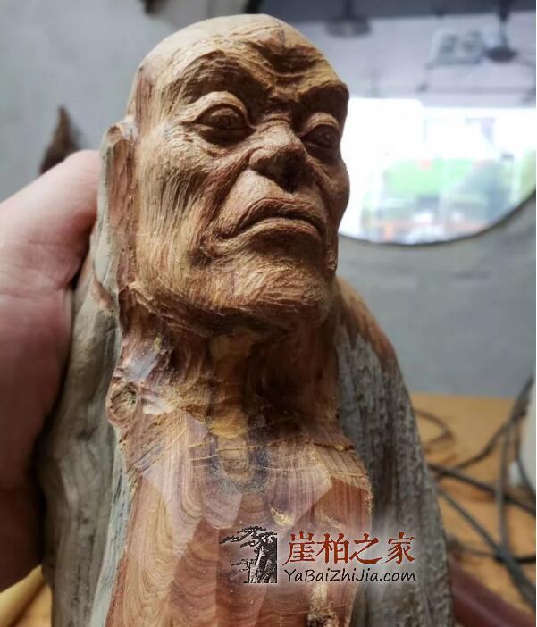 崖柏根雕中“机雕”和“手雕”有何区别?-5