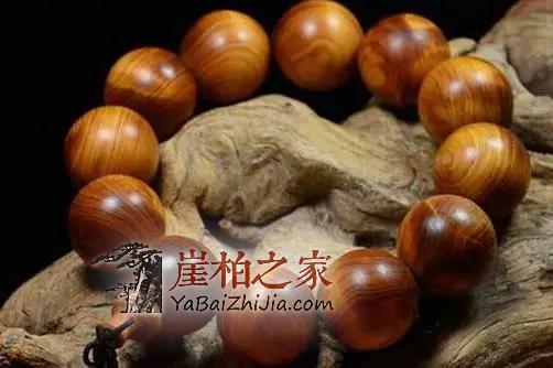 刚买几天的崖柏手串或者把件,竟然长毛了!这是怎么回事?-4
