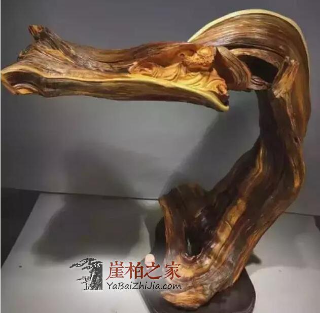 家里摆放了崖柏木雕,竟然发生了这么大的变化~-2