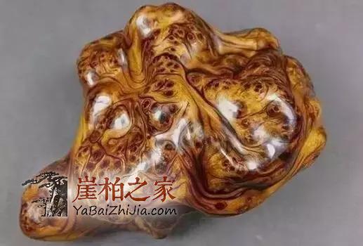 崖柏手把件如何挑选?记住六点让你挑选完美把件-2
